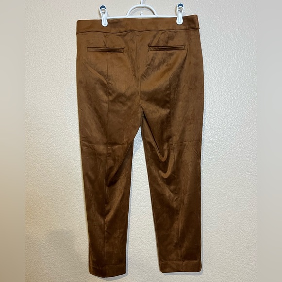 LOFT Women's Faux Suede Slim Ankle Pants Butter Brown Mid Rise Size 8 - Picture 3 of 8